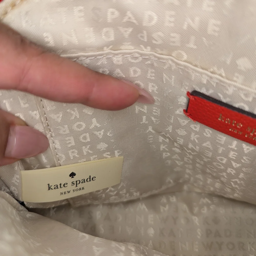 🛍️PRICE DROP🛍️ Kate Spade Larchmont Avenue Logo Tory Crossbody - Red - EUC - Picture 5 of 13